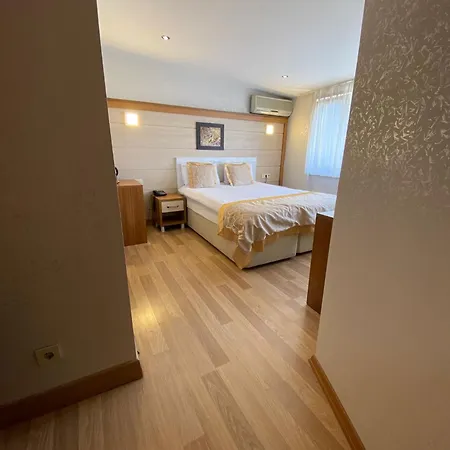 Timeks Hotel *
